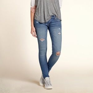 Hollister Super Skinny Jeans Destroyed Medium Wash